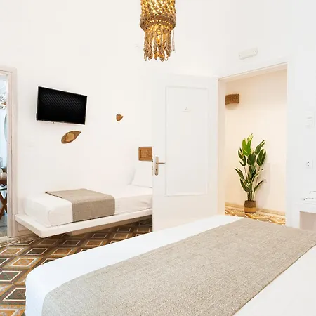 Semiramis Guesthouse Adamantas Exterior photo