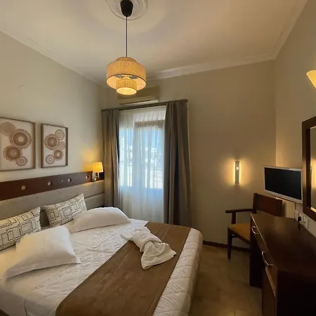 Semiramis Guesthouse Adamantas Exterior photo