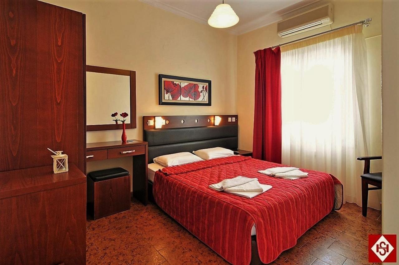Semiramis Hotel Adamantas (Milos)