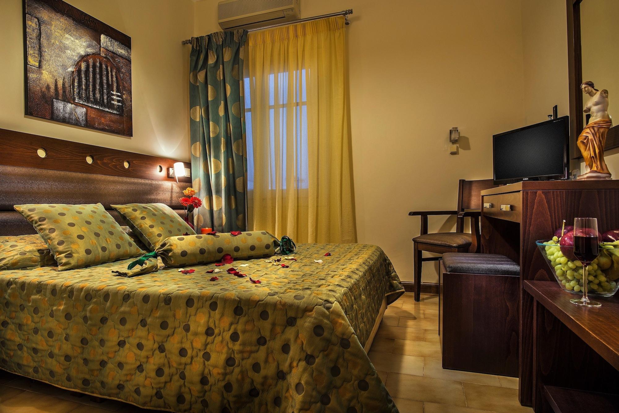 Semiramis Hotel