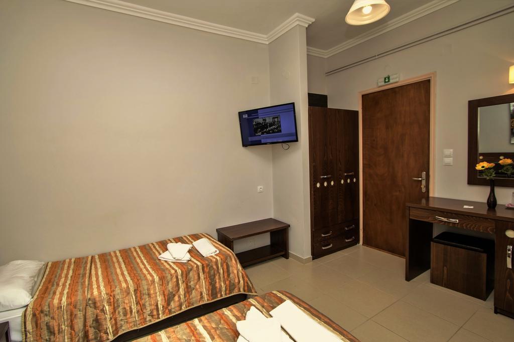 Semiramis Hotel Adamantas (Milos)